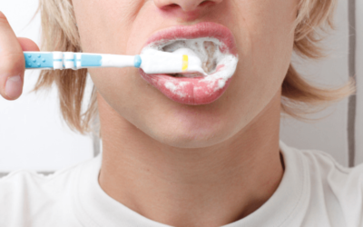What is the right way to brush your teeth?